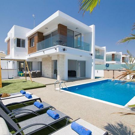 Villa Lynn Boutique Beachfront Ayia Napa Exterior foto