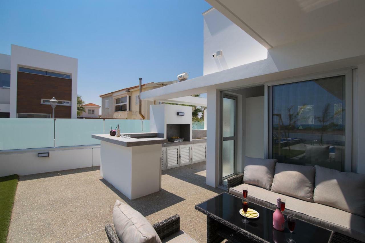 Villa Lynn Boutique Beachfront Ayia Napa Exterior foto
