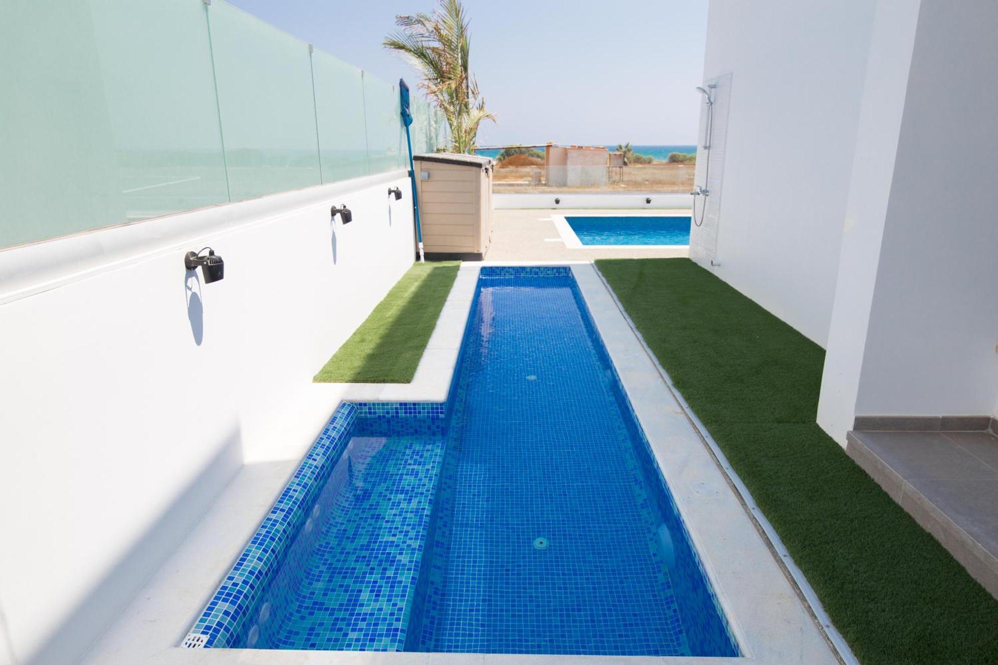Villa Lynn Boutique Beachfront Ayia Napa Exterior foto
